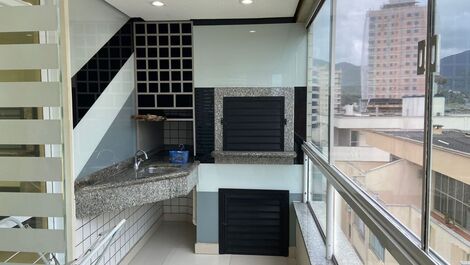 Apartamento de Luxo de 3 Dormitorios com vista lateral para mar