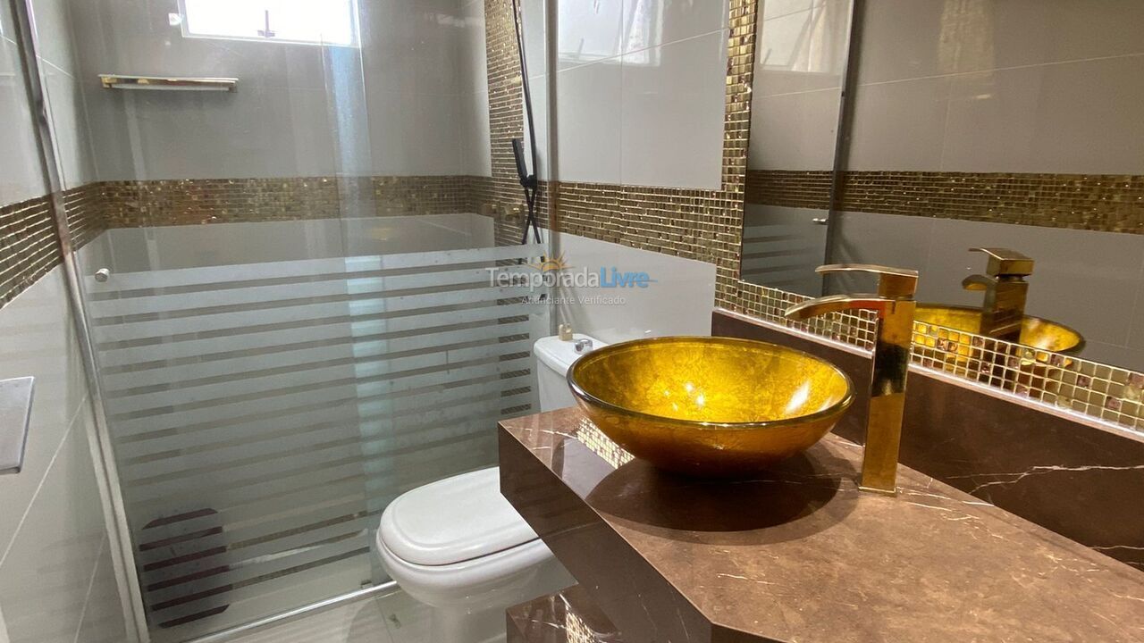 Apartamento para aluguel de temporada em Itapema (Centro)