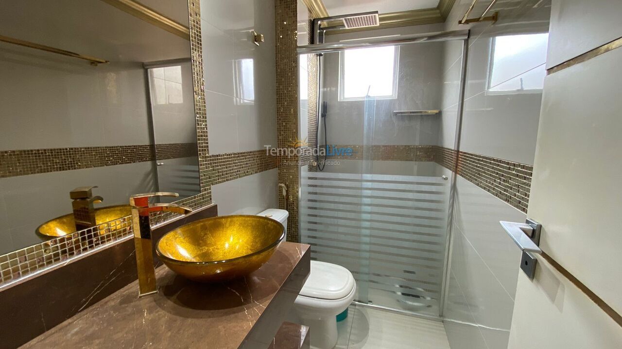 Apartamento para aluguel de temporada em Itapema (Centro)