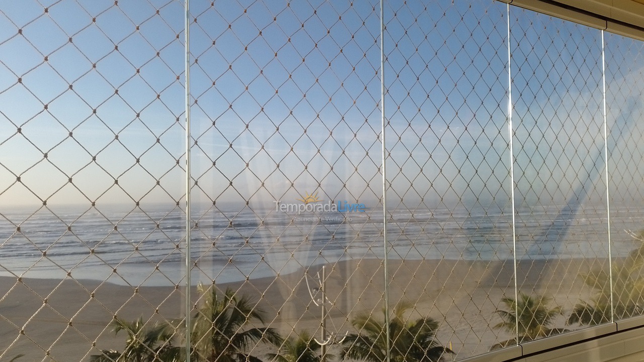 Apartamento para aluguel de temporada em Praia Grande (Jardim Real)