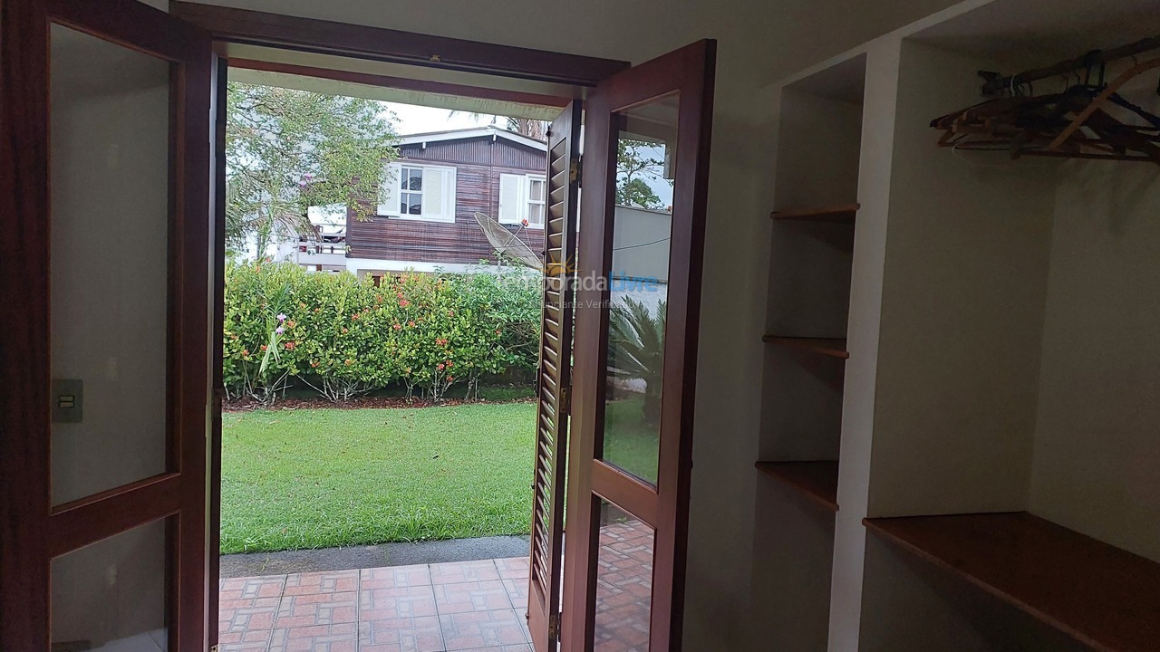 Casa para alquiler de vacaciones em Ubatuba (Lagoinha)