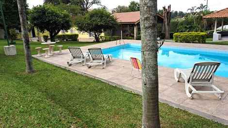 Área externa da piscina