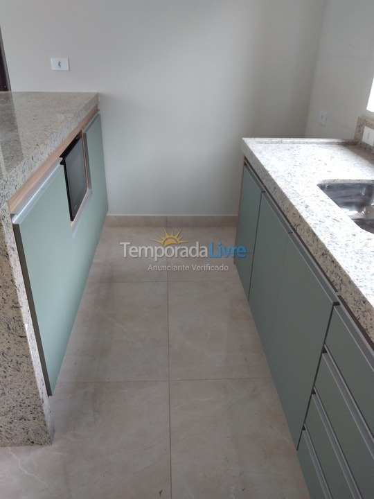 Casa para aluguel de temporada em Porangaba (Quadra)