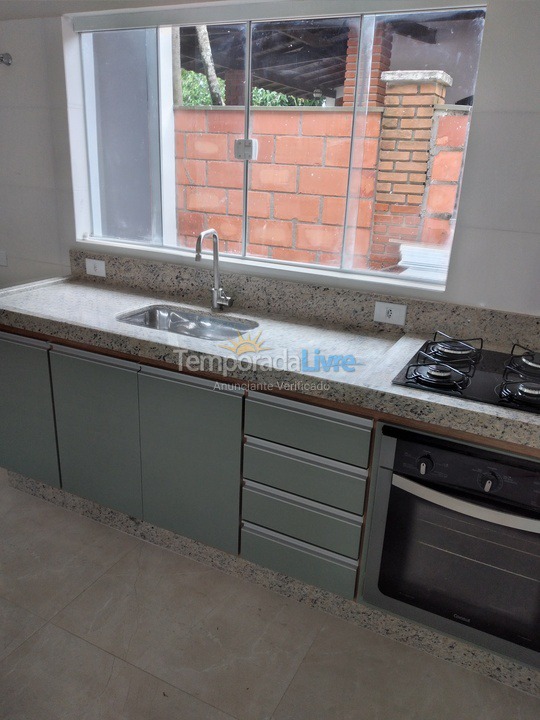 Casa para aluguel de temporada em Porangaba (Quadra)