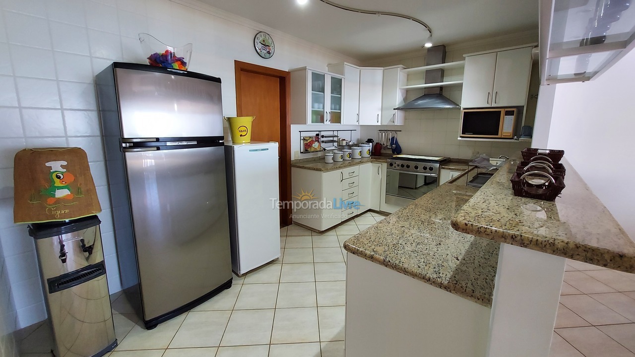 Apartment for vacation rental in Ubatuba (Praia Grande)