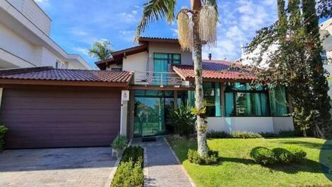 House for rent in Florianopolis - Jurerê Internacional