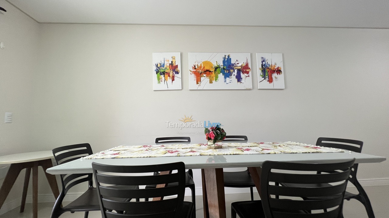 Apartment for vacation rental in Bombinhas (Canto Grande)