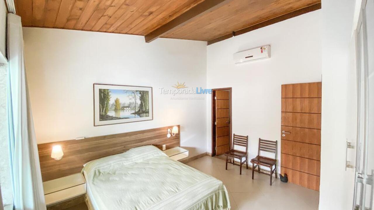 House for vacation rental in Camaçari (Praia de Guarajuba)