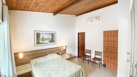 Excellent house 6/4 - Cond. Paradise - Close to the beach