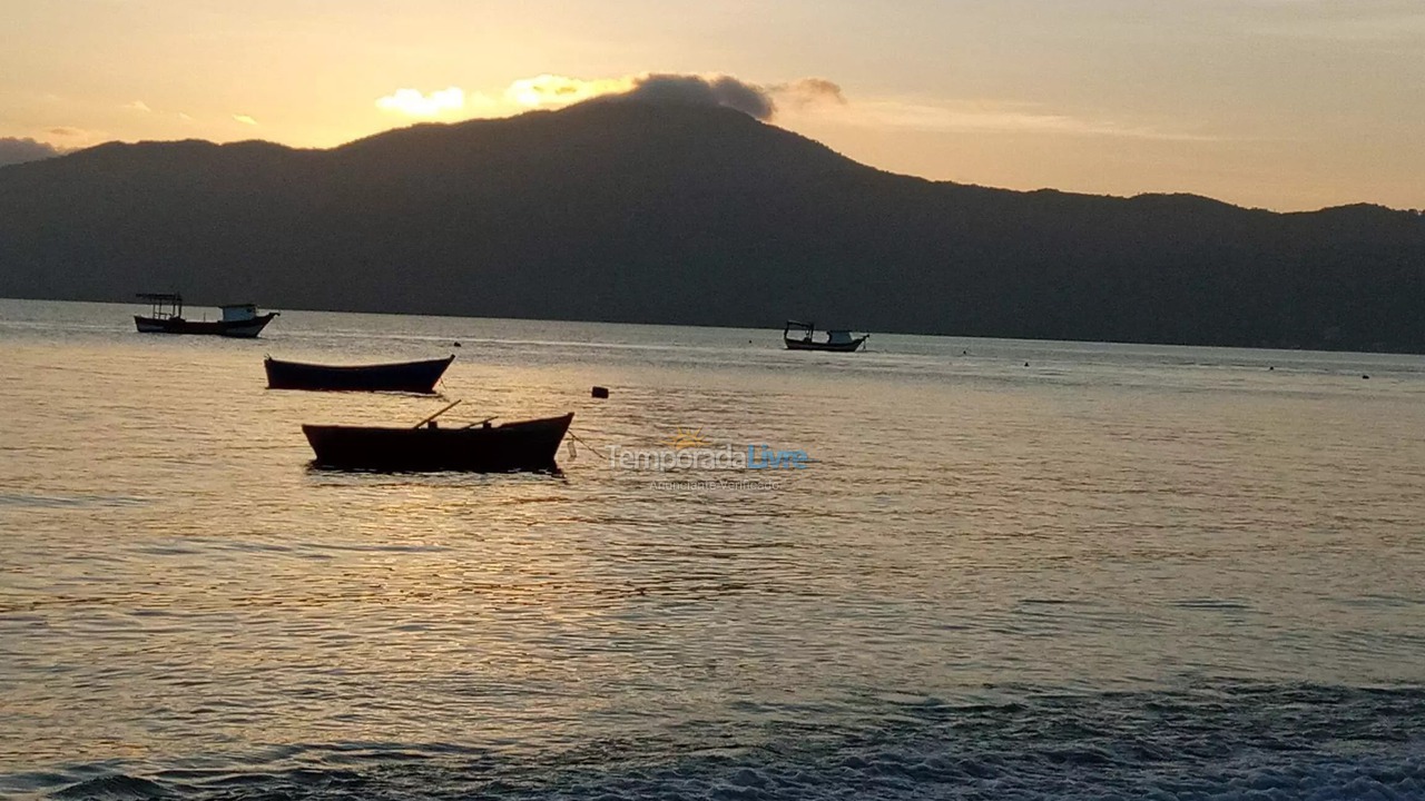 Casa para aluguel de temporada em Bombinhas (Mariscal)