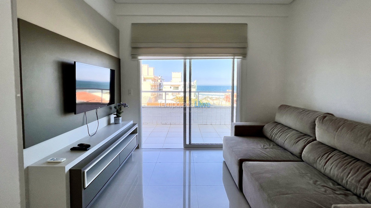 Apartamento para aluguel de temporada em Bombinhas (Canto Grande)