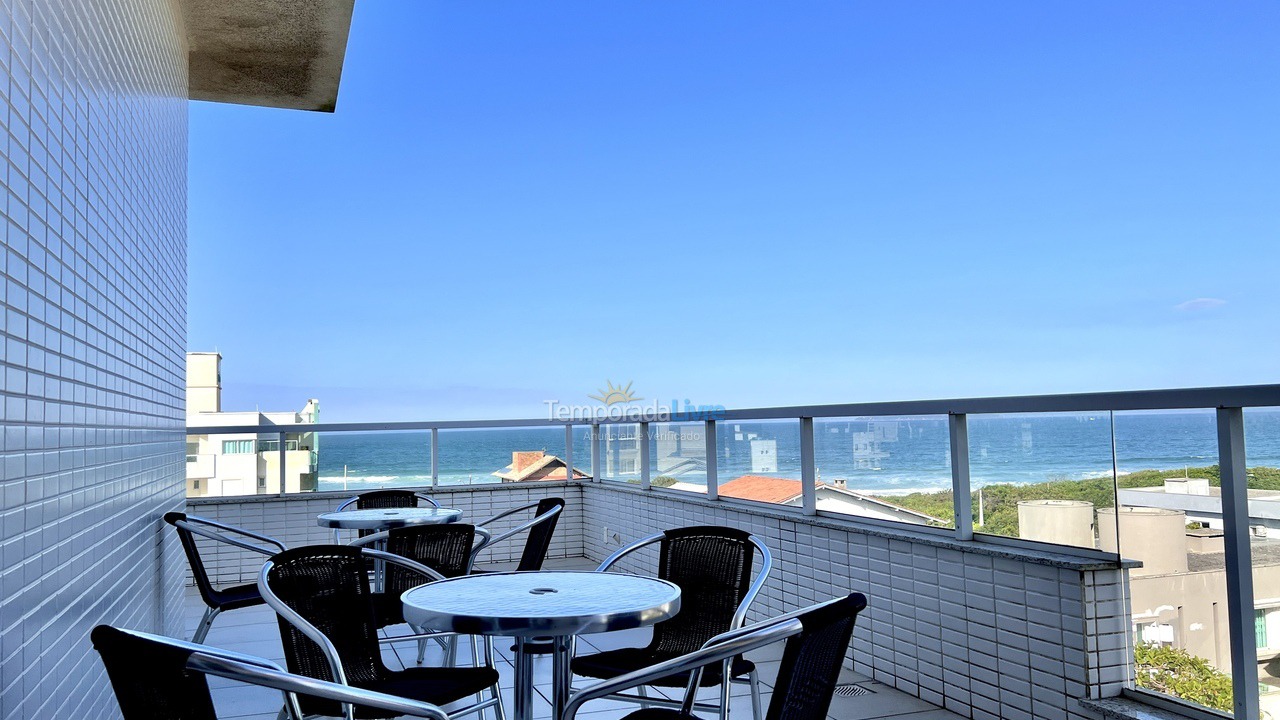 Apartamento para aluguel de temporada em Bombinhas (Canto Grande)