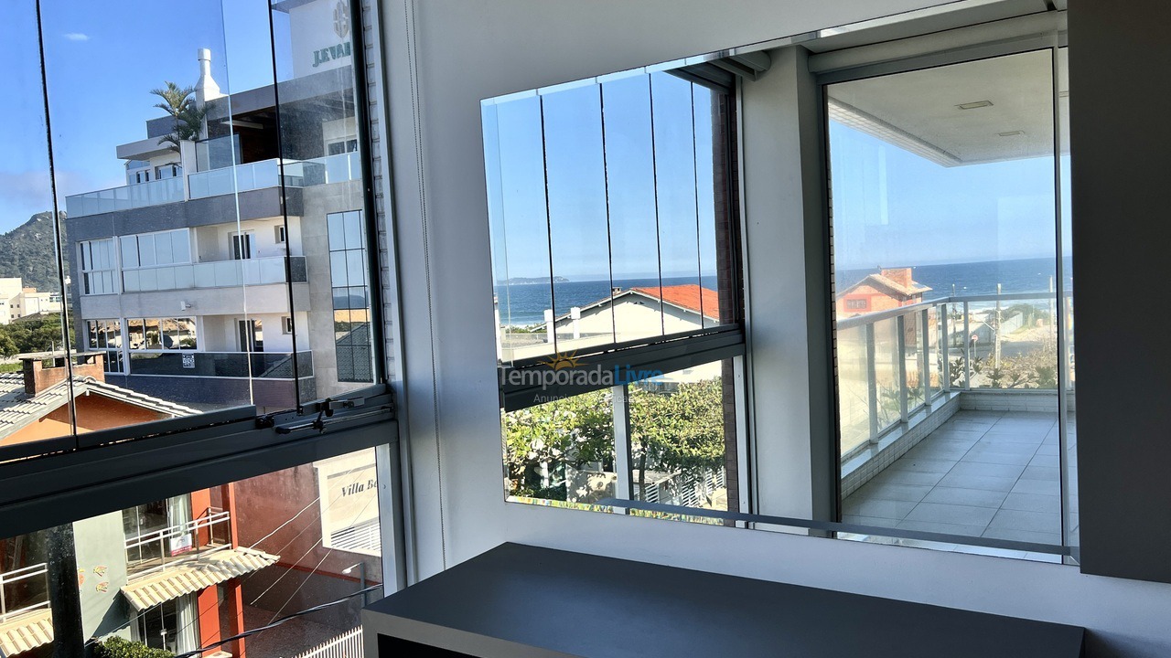 Apartamento para aluguel de temporada em Bombinhas (Canto Grande)