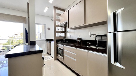 HERMOSO APARTAMENTO A 80 METROS DE LA PLAYA