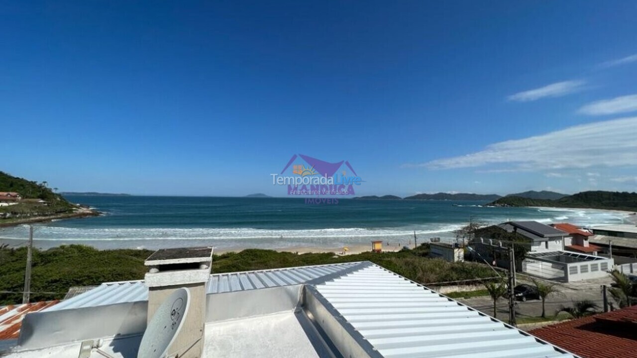 Casa para alquiler de vacaciones em Bombinhas (Praia de Quatro Ilhas)