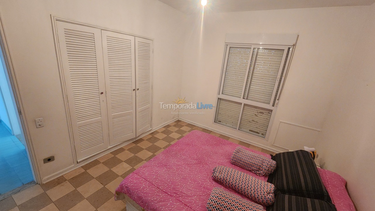 Apartamento para aluguel de temporada em Guarujá (Pitangueiras)