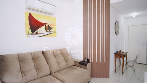 Apartamento completo, com piscina e perto da praia