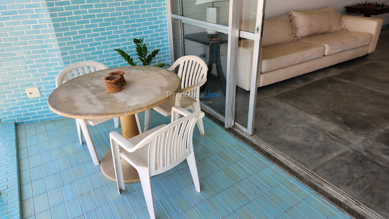 Apartamento para aluguel de temporada em Guarujá (Pitangueiras)