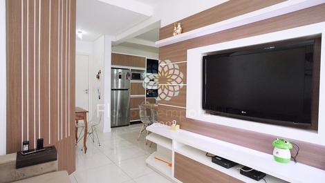 Apartamento completo, com piscina e perto da praia