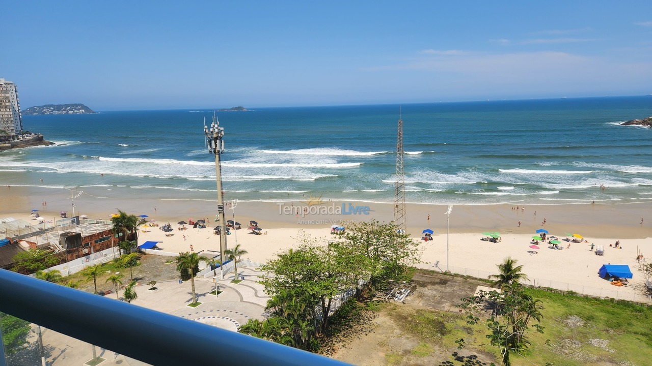 Apartamento para aluguel de temporada em Guarujá (Pitangueiras)