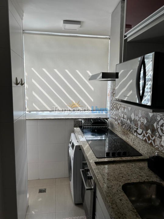 Apartamento para aluguel de temporada em Guarujá (Pitangueiras)