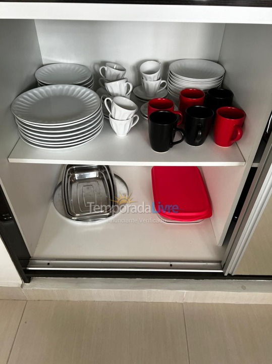 Apartamento para aluguel de temporada em Guarujá (Pitangueiras)