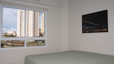 Piso con Wifi y Garaje Gratis