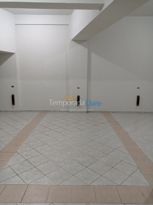 Apartamento para alquiler de vacaciones em Itapema (Meia Praia)