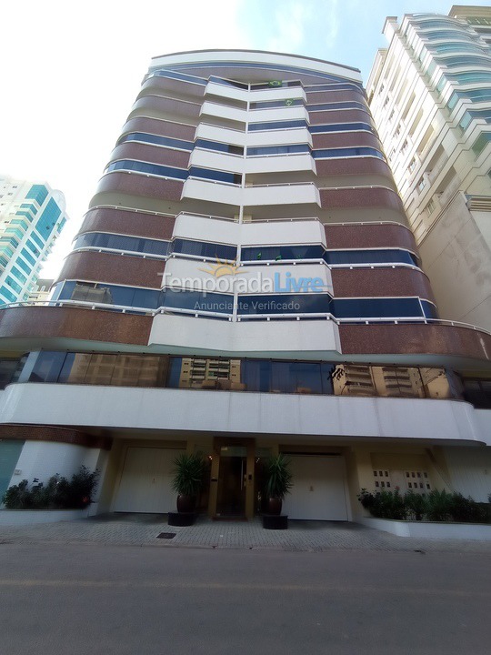 Apartamento para alquiler de vacaciones em Itapema (Meia Praia)