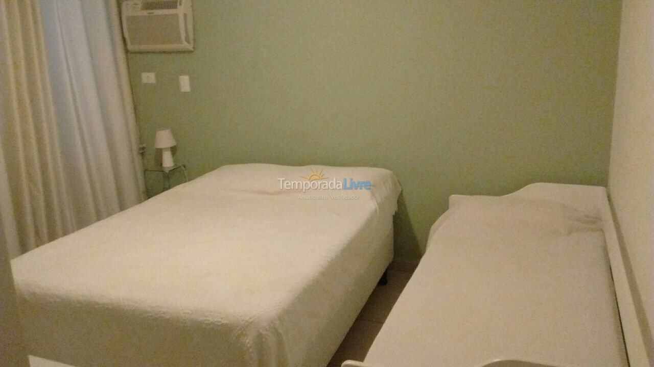 Apartment for vacation rental in Guarujá (Enseada)