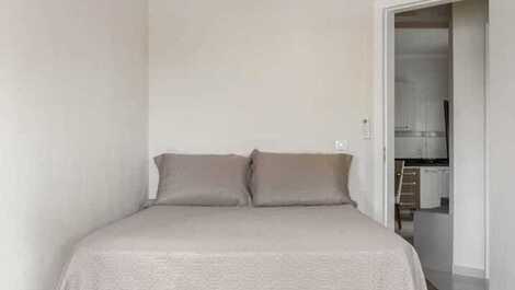 Self Check-In, Wi-Fi, Air, 2 Garages Home Office, comfort and security