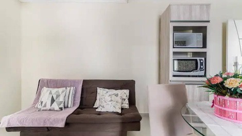 Self Check-In, Wi-Fi, Air, 2 Garages Home Office, comfort and security