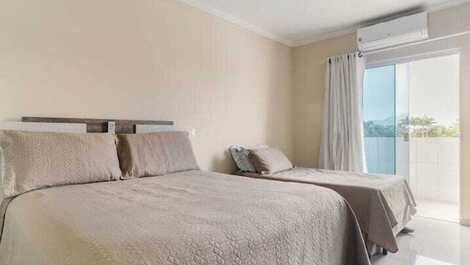 Self Check-In, Wi-Fi, Air, 2 Garages Home Office, comfort and security