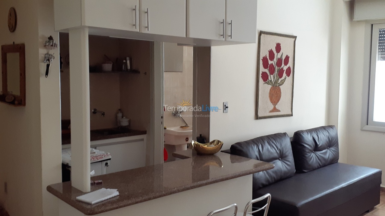 Apartment for vacation rental in Guarujá (Pitangueiras)