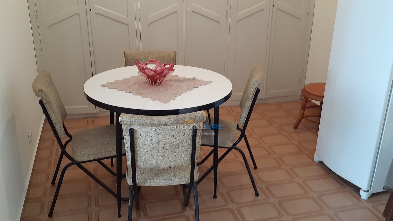 Apartment for vacation rental in Guarujá (Pitangueiras)