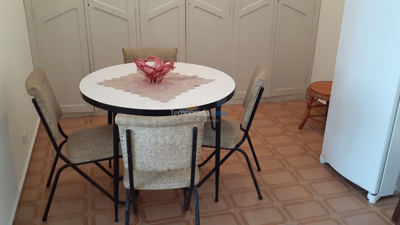 Apartment for vacation rental in Guarujá (Pitangueiras)