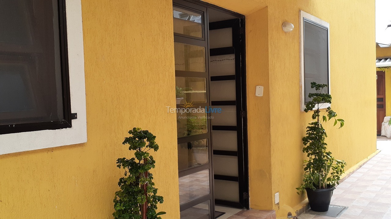 Apartment for vacation rental in Guarujá (Pitangueiras)