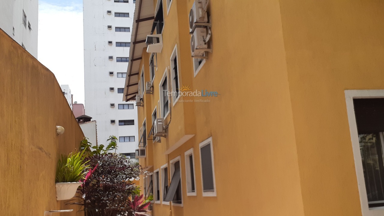 Apartment for vacation rental in Guarujá (Pitangueiras)