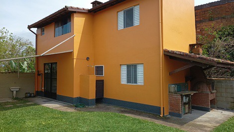 Casas na Praia da Jureia