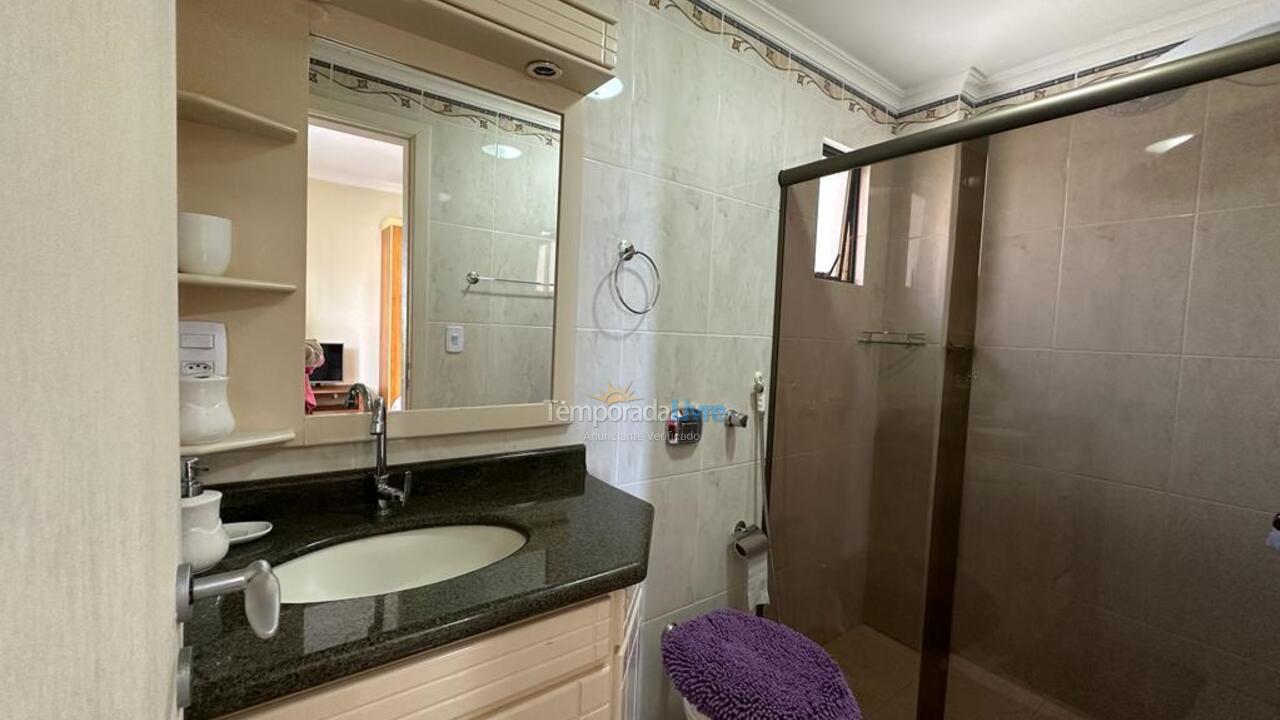 Apartment for vacation rental in Itapema (Meia Praia)