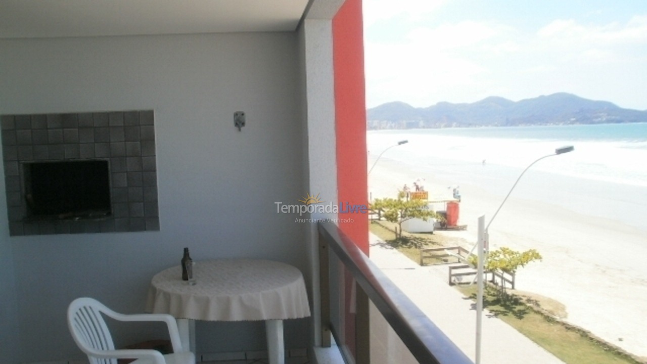 Apartamento para aluguel de temporada em Itapema (Meia Praia)