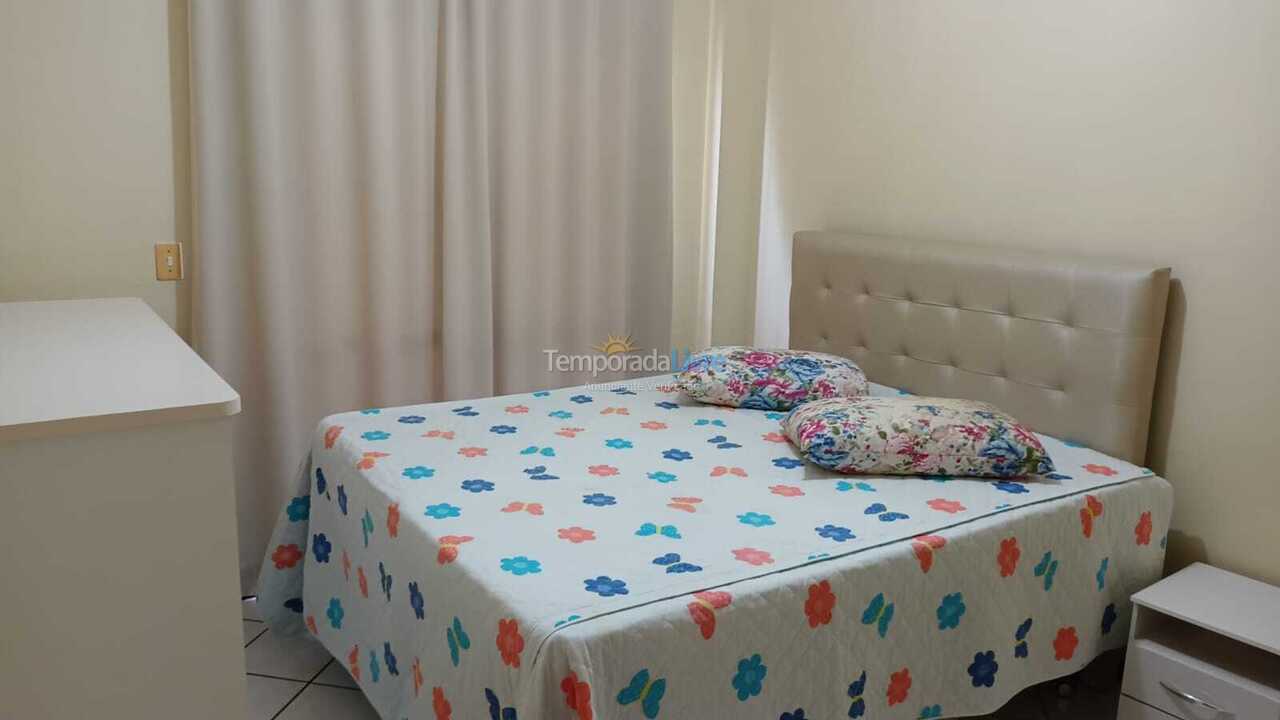 Apartamento para aluguel de temporada em Itapema (Meia Praia)