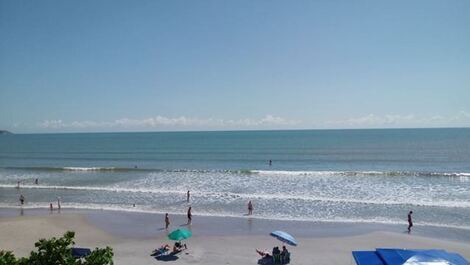 3 dormitórios - Frente Mar