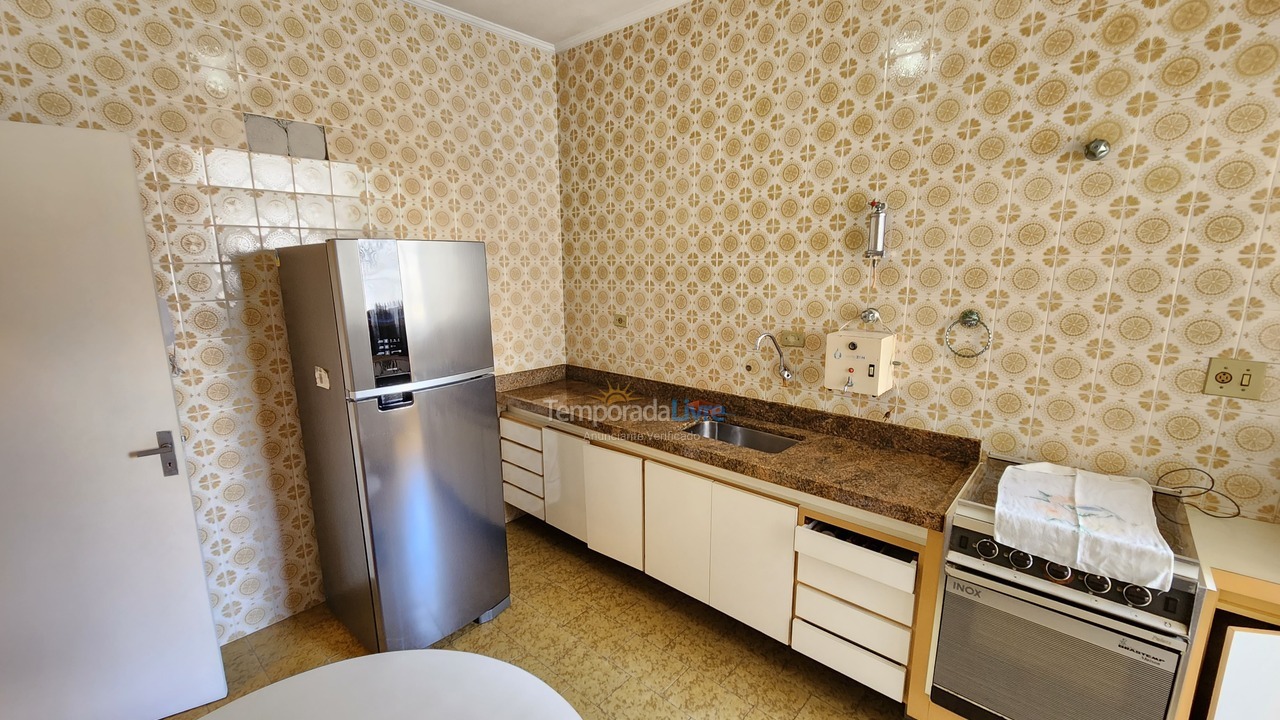 Apartment for vacation rental in Guarujá (Pitangueiras)