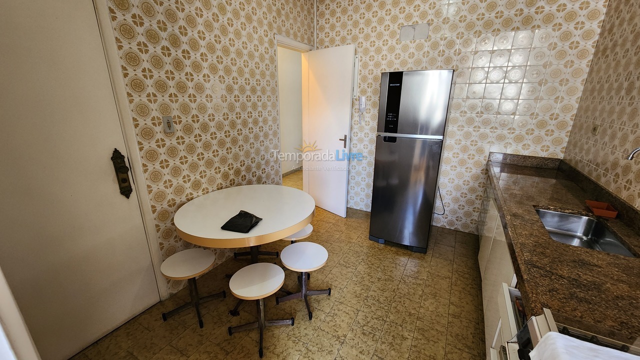 Apartment for vacation rental in Guarujá (Pitangueiras)