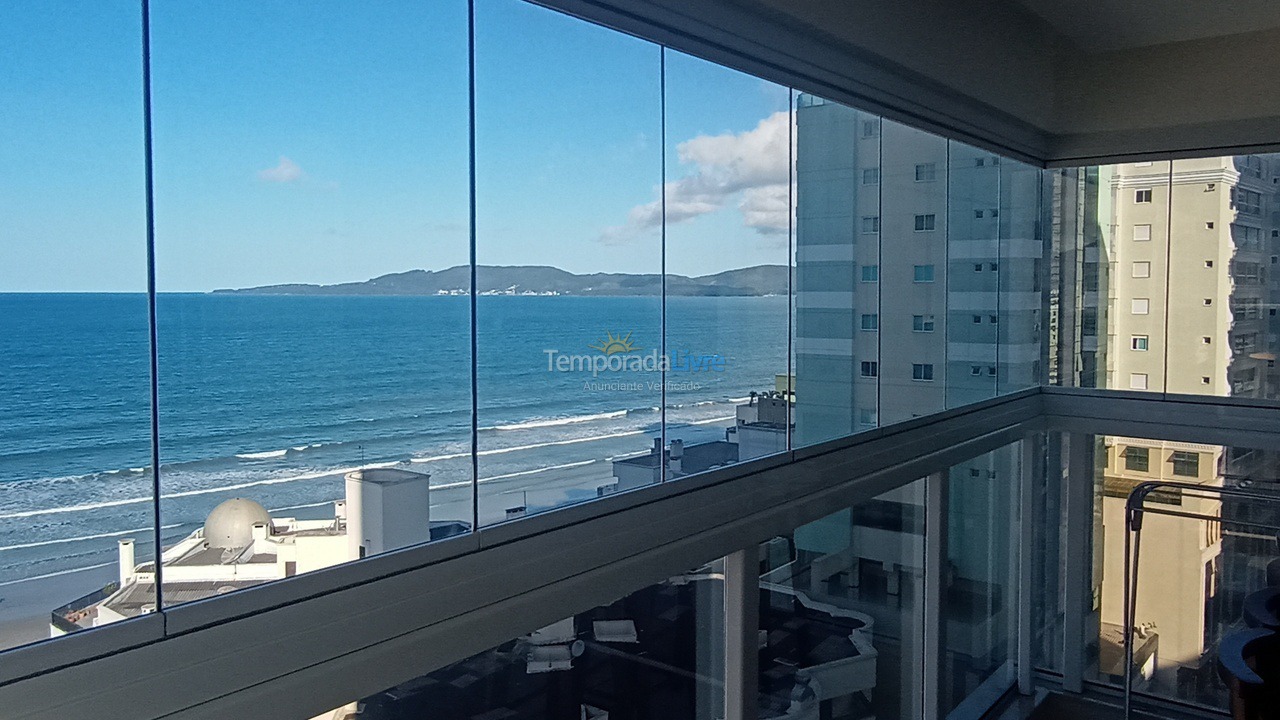 Apartamento para aluguel de temporada em Itapema (Meia Praia)