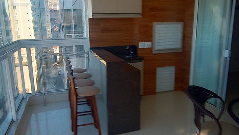 Sacada com churrasqueira