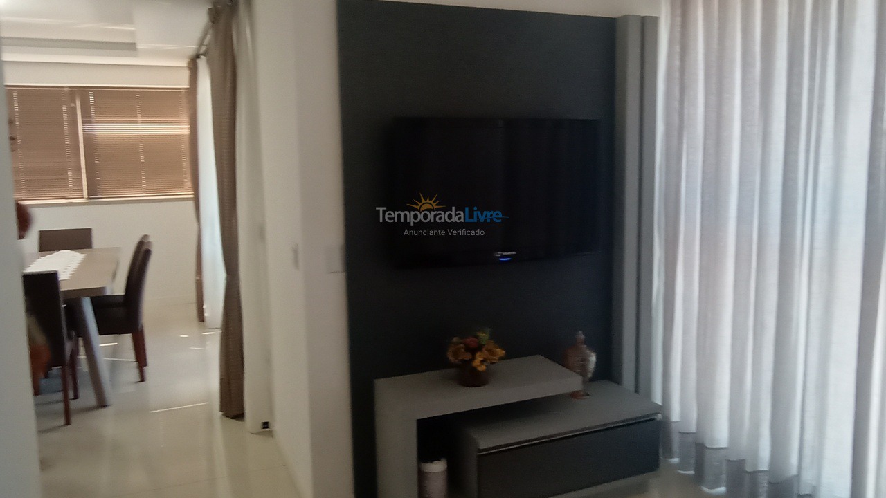 Apartamento para aluguel de temporada em Itapema (Meia Praia)