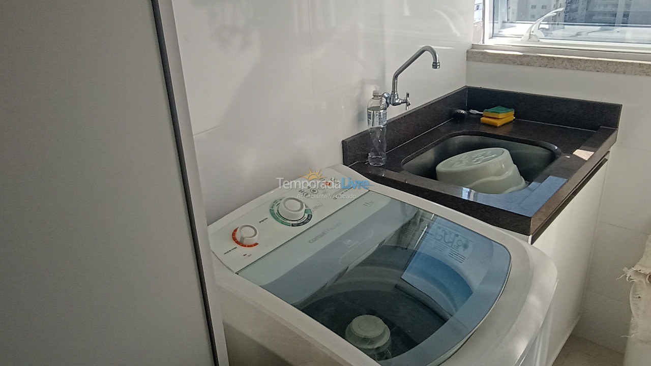 Apartamento para aluguel de temporada em Itapema (Meia Praia)