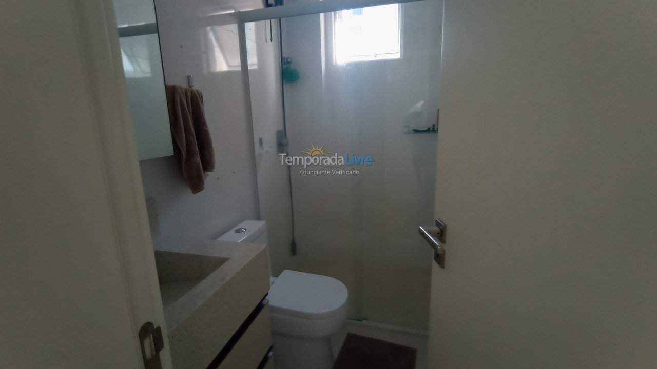 Apartamento para aluguel de temporada em Itapema (Meia Praia)